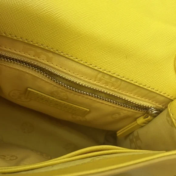 Tory Burch Alexa Yellow Leather Logo Convertible Bag - Picture 12 of 16